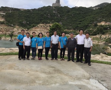 Công ty thuê xe cho nhân viên đi lễ chùa đầu năm